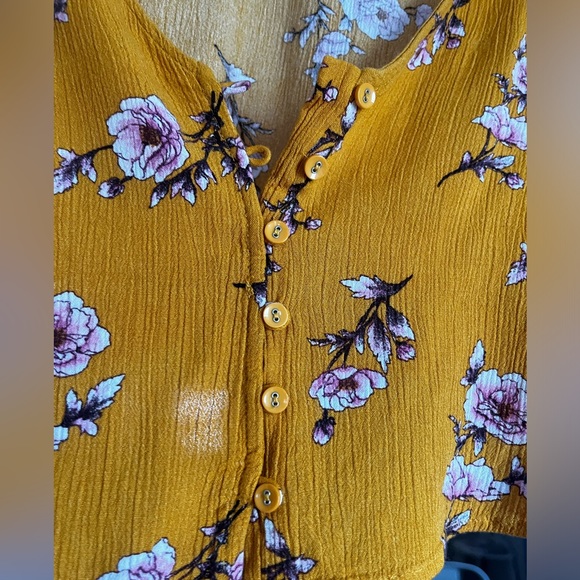 Forever 21 Yellow Floral Button Down Flowy Crop Top - Picture 5 of 7